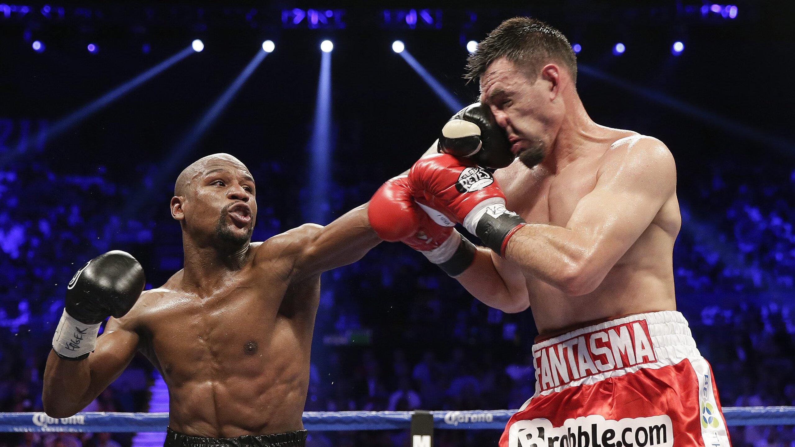 当波斯铁骑斩落银河战舰,C罗在东决关键战的跨时空传奇